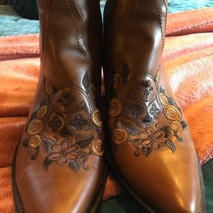 Caramel Embroidered Cowgirl Boots